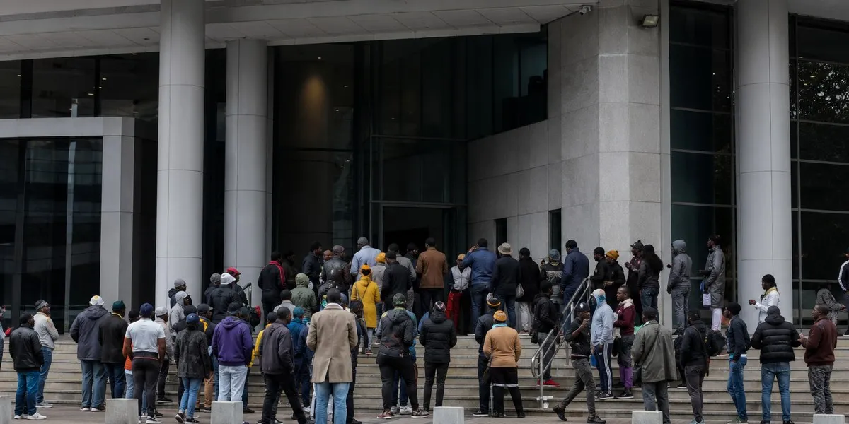 South Africa suspends asylum applications amid protests — France 24
