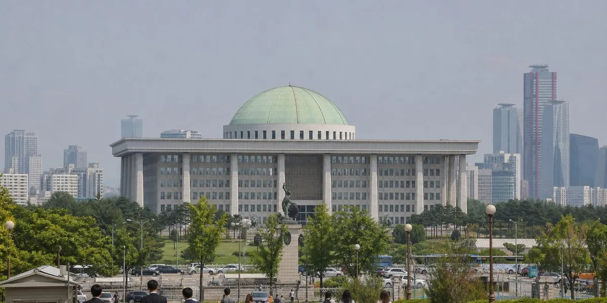 Ministerstwo Obrony Korei Południowej uznało eksplozje w strefie zdemilitaryzowanej za naruszenie rozejmu — Korea Herald