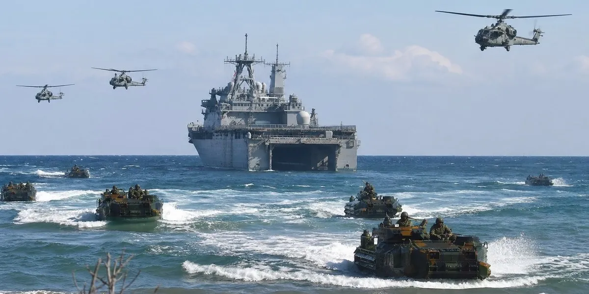 У Південній Кореї проводять масштабні морські десантні навчання