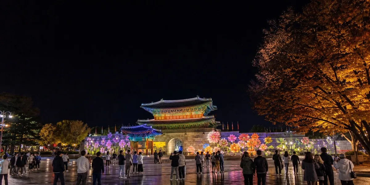 В Южной Корее откроют девять маршрутов у королевских гробниц — Korea Herald