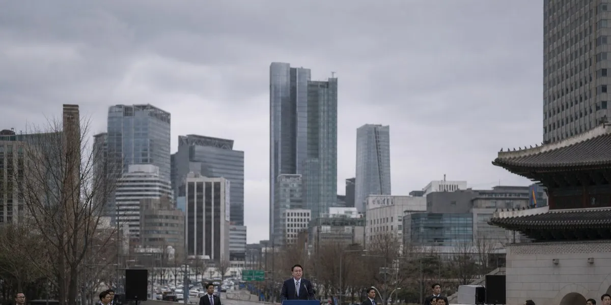 Президент Южной Кореи Ли призвал КНДР возобновить диалог — Channel NewsAsia
