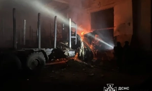 рф атакувала Новгород-Сіверський, на лісозаготівельному підприємстві спалахнула пожежа