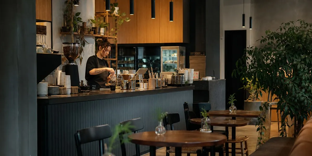 Starbucks zamknie około 250 kawiarni w Ameryce Północnej — CNBC