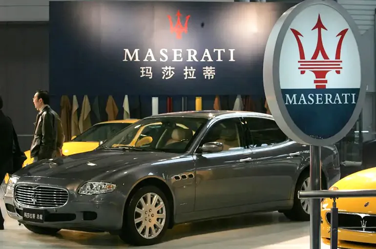 Китайці масово скуповують Maserati за півціни