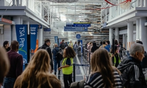 В Одесі зафіксовано падіння уламків ворожих дронів під час атаки 11 листопада