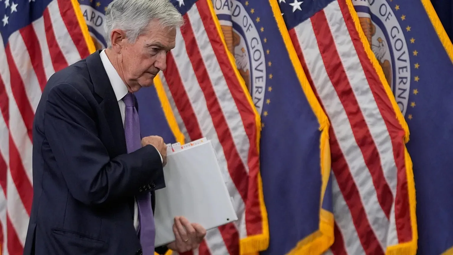 Prospects for the Federal Reserve to cut interest rates under pressure from the government shutdown