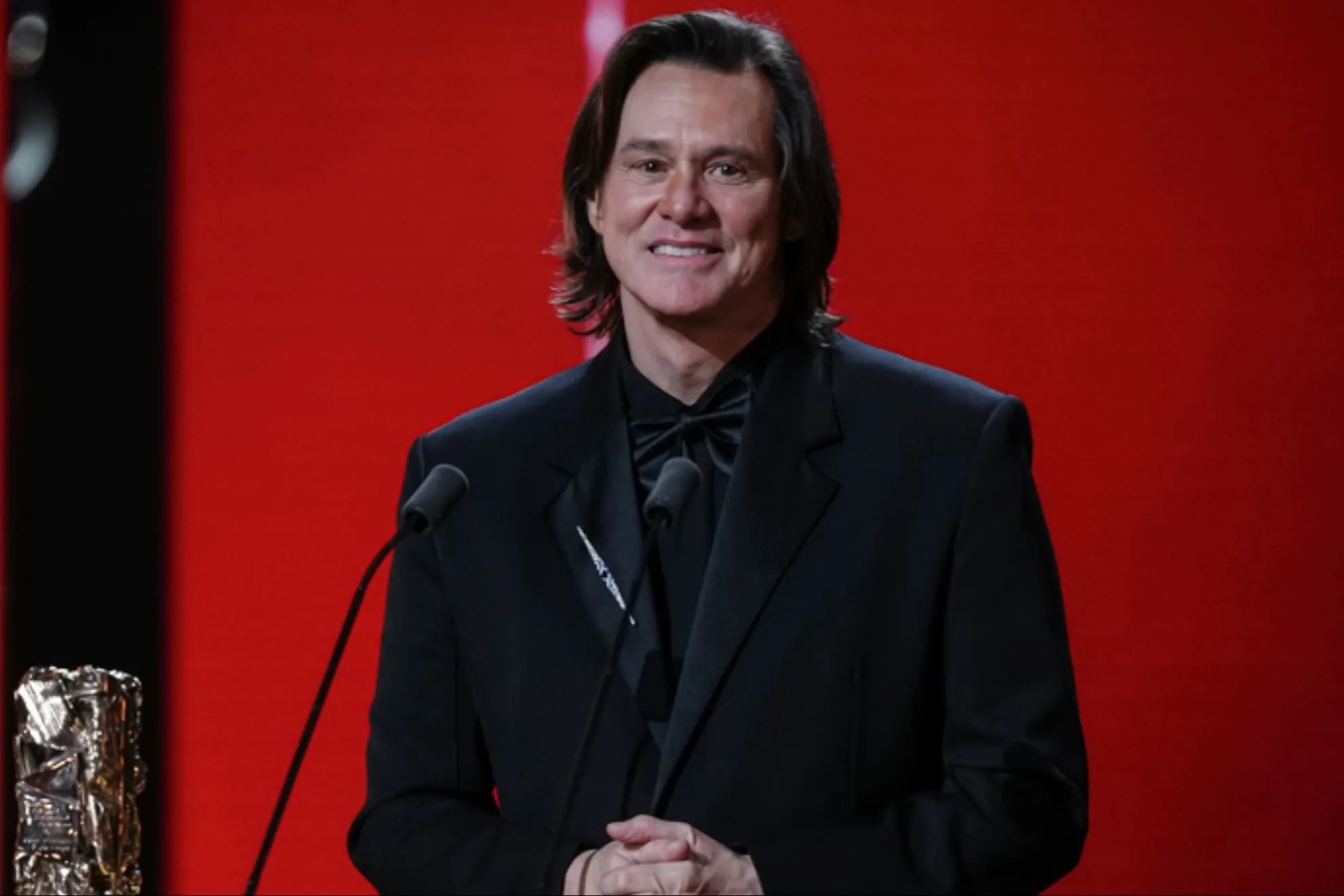 Інтернет обговорює теорію про смерть Джима Керрі і його заміну клоном