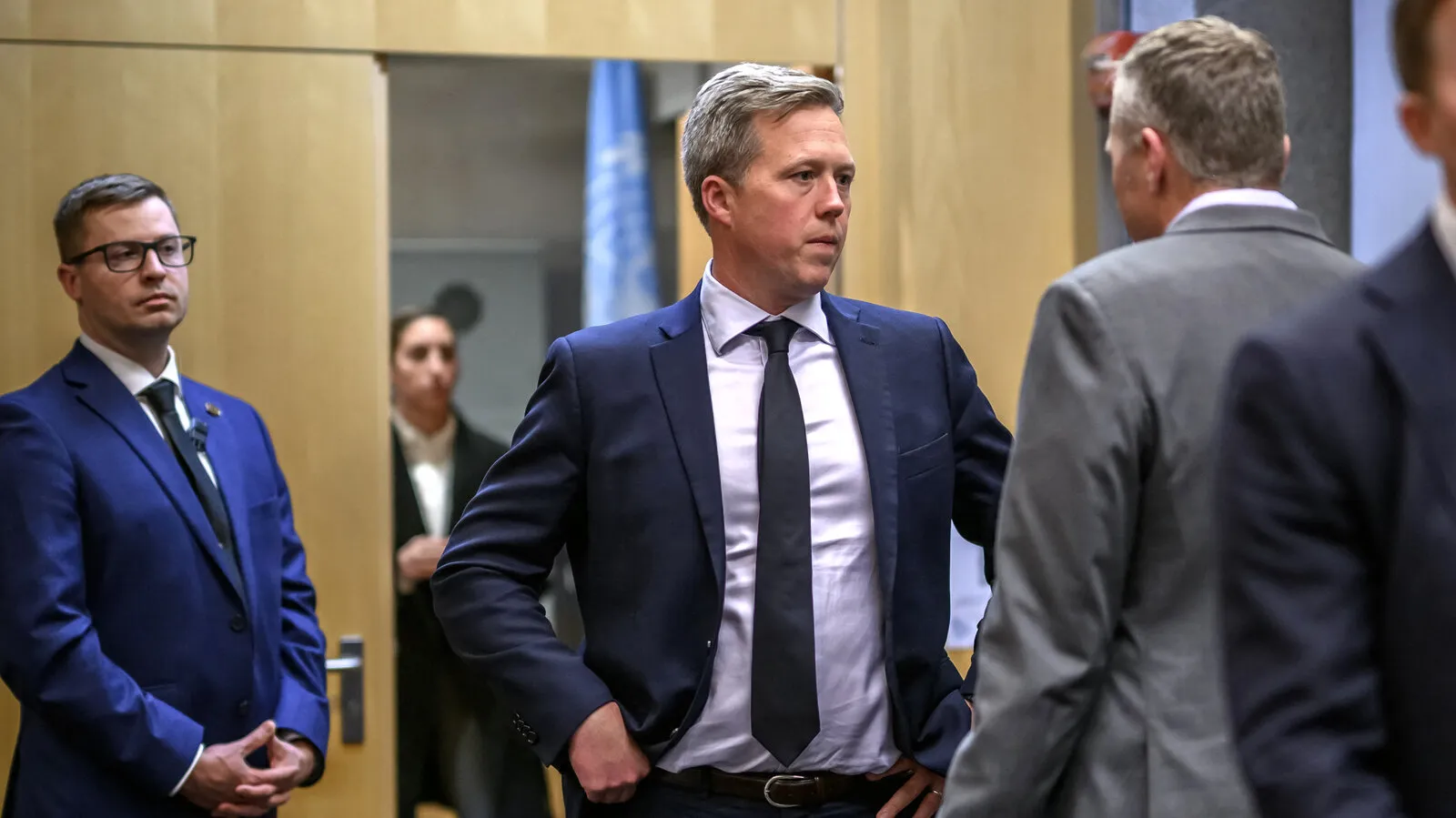 Тайна зустріч у Абу-Дабі: міністр армії США веде переговори з Росією про мир в Україні