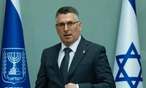 Латвія продовжила захист українських біженців