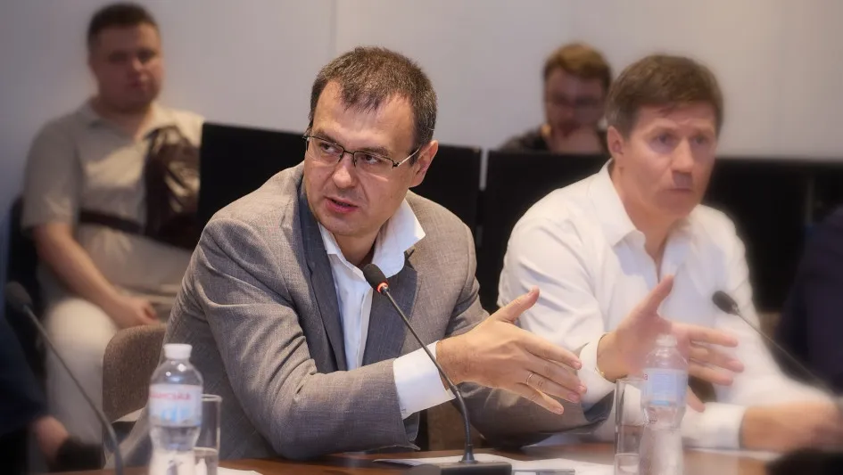 The Financial Stability Board criticized the idea of a 50% tax on banks