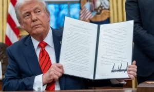 путін не довіряє російським генералам і призначає по два командири на посаду