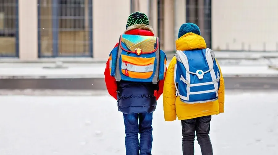 МОН рекомендує змінити графік навчання через можливі блекаути