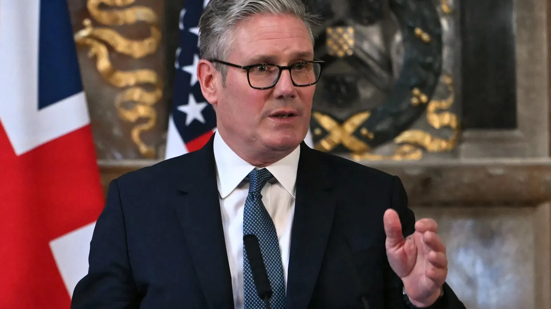 Міністр Великої Британії про нову цифрову ідентифікаційну систему: інструмент контролю, а не боротьби з популізмом