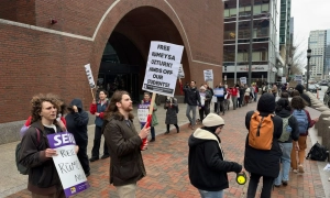 США більше не фінансують Україну і намагаються врегулювати війну — Трамп