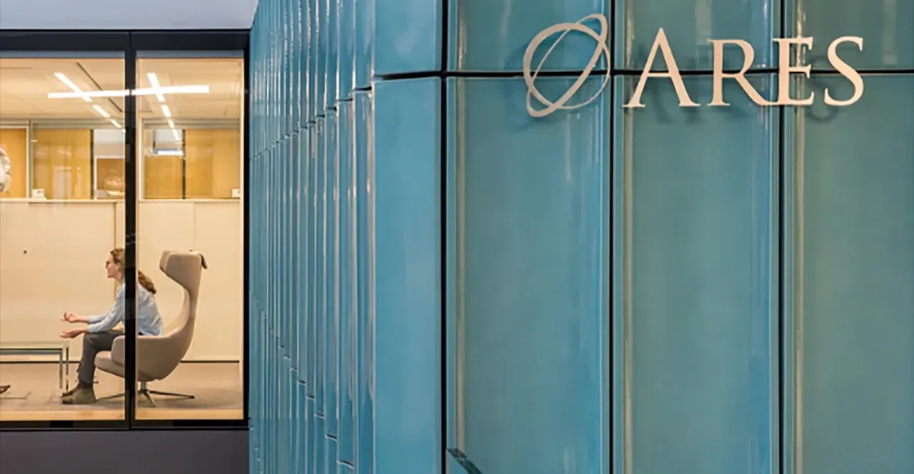 Ares обмежує виведення коштів із фонду приватних кредитів на $10,7 млрд