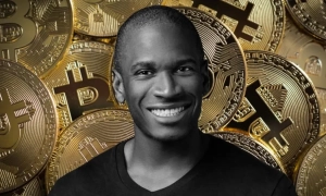 Why Bitcoin is currently lagging behind gold — Arthur Hayes’ explanation