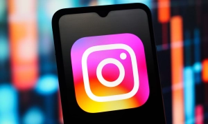 SpaceX спалить в атмосфері 100 старих супутників Starlink. Для чого?