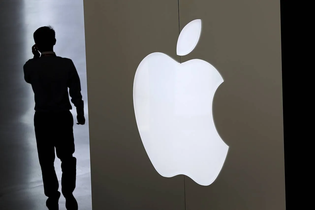 Apple відтермінувала випуск нового покоління iPhone Air через зниження попиту