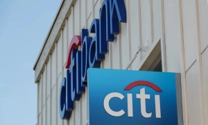 Why Bitcoin is currently lagging behind gold — Arthur Hayes’ explanation