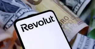 НБУ прокоментував закриття рахунків Revolut українців: правила однакові для всіх