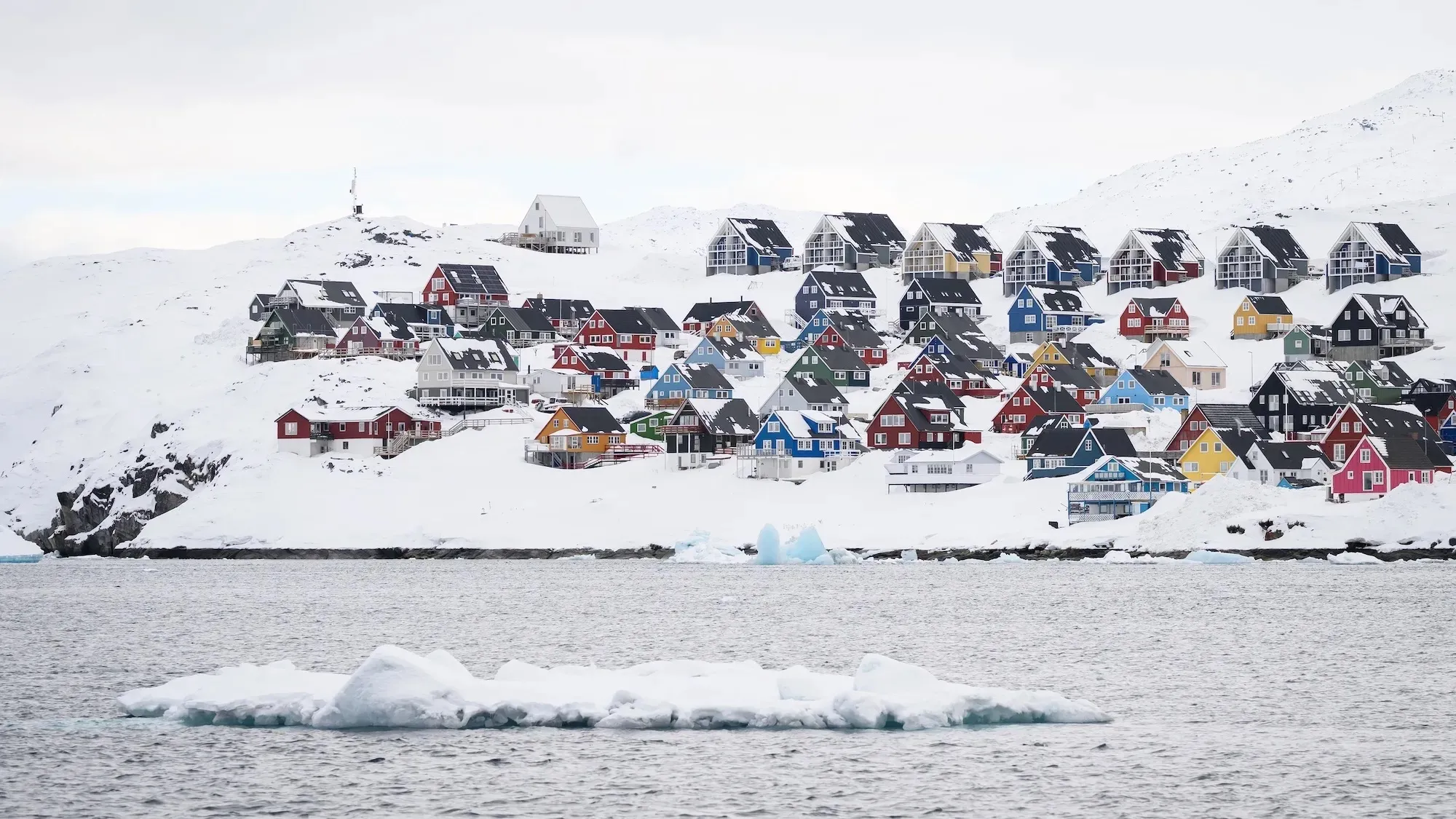 Пітер Тіль планував створення криптодержави у Гренландії через стартап Praxis