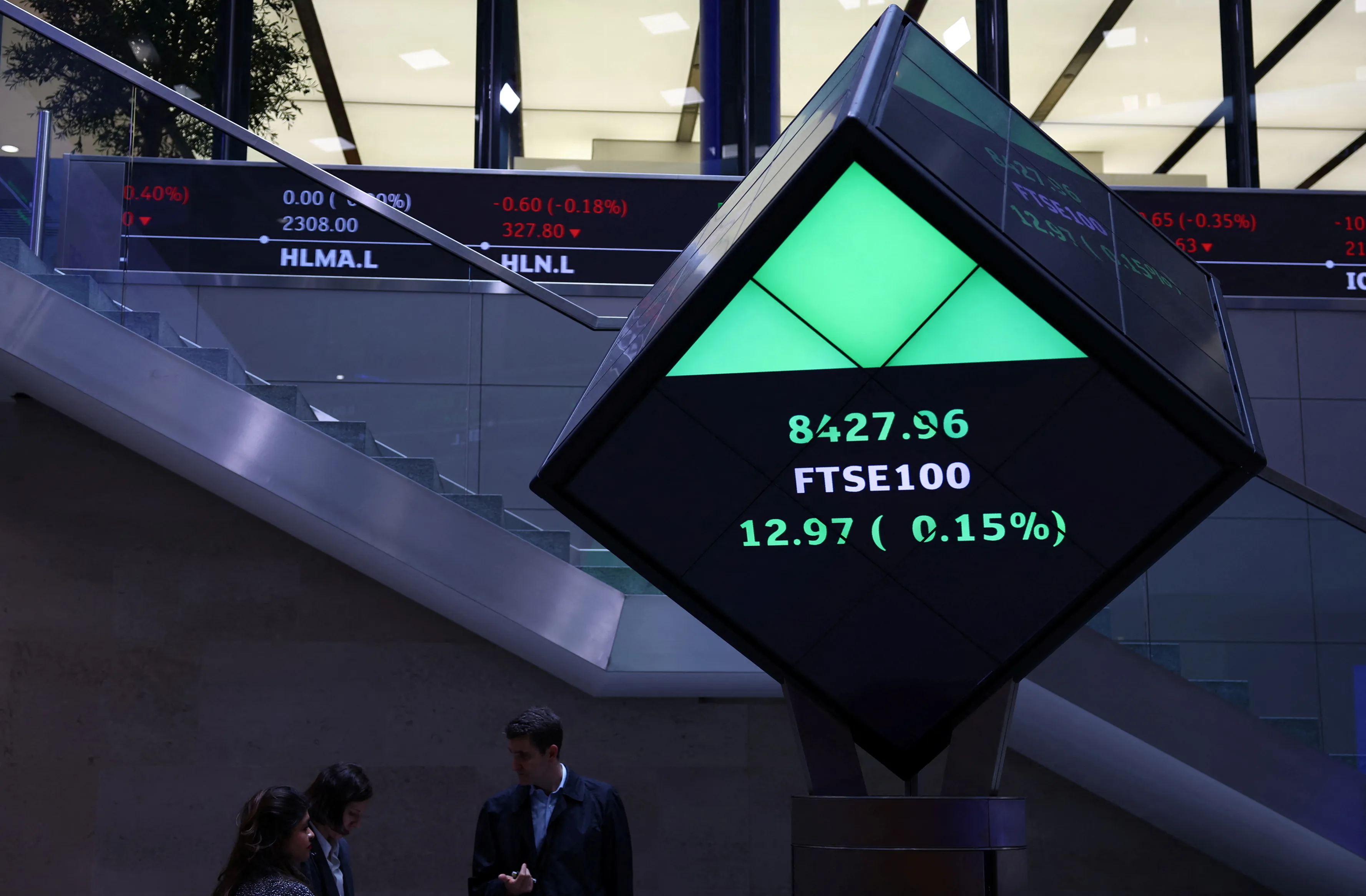 Велика Британія полегшить аудит для китайських компаній, щоб залучити їх на біржу