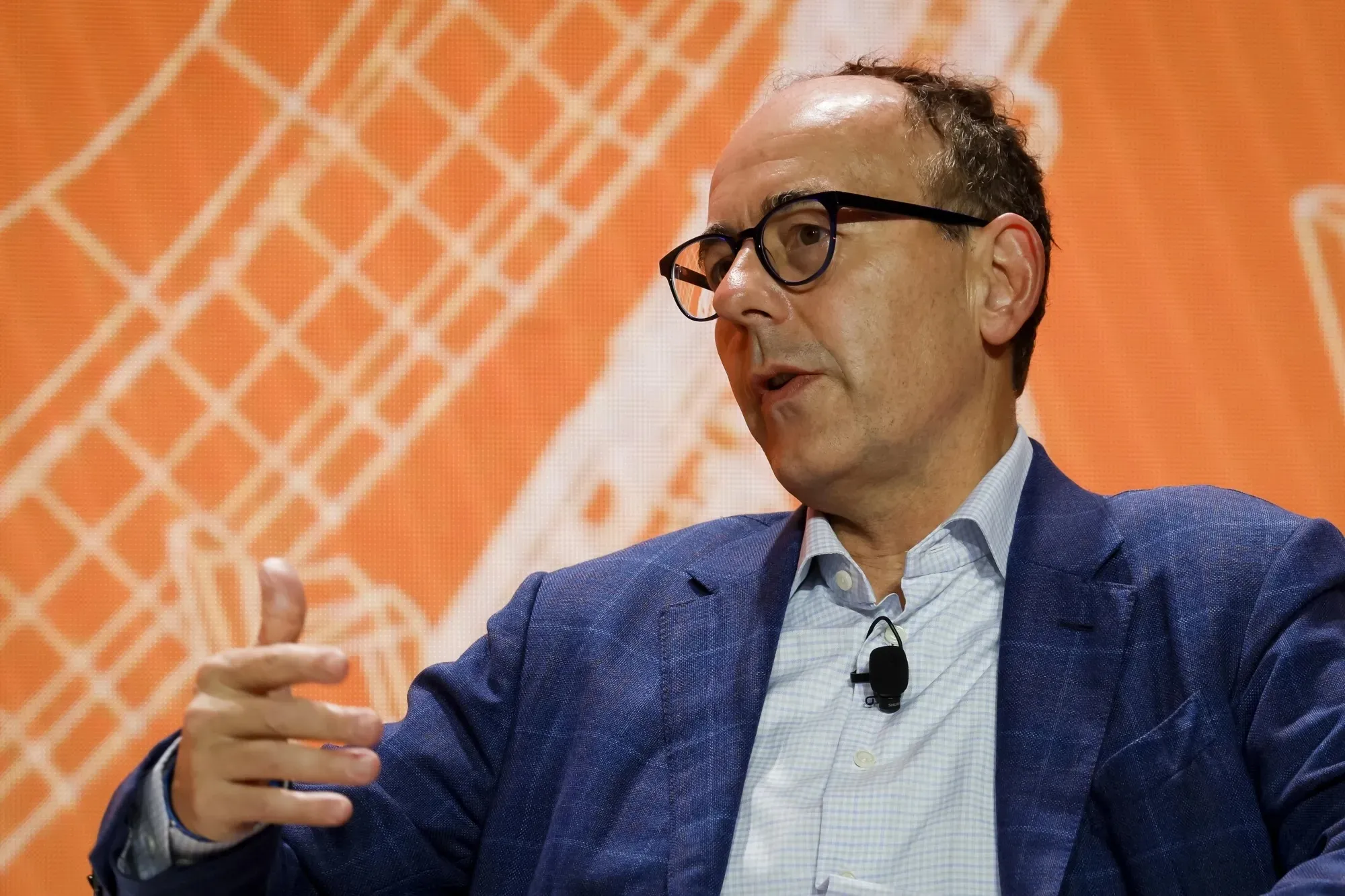 VanEck відмовився від прогнозів по крипторинку на 2026 рік