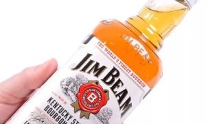 Банк з російським капіталом хоче продати борги «Укрзалізниці» 