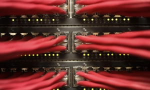 Quora के Poe ने 200 उपयोगकर्ताओं तक के लिए ग्रुप चैट लॉन्च की