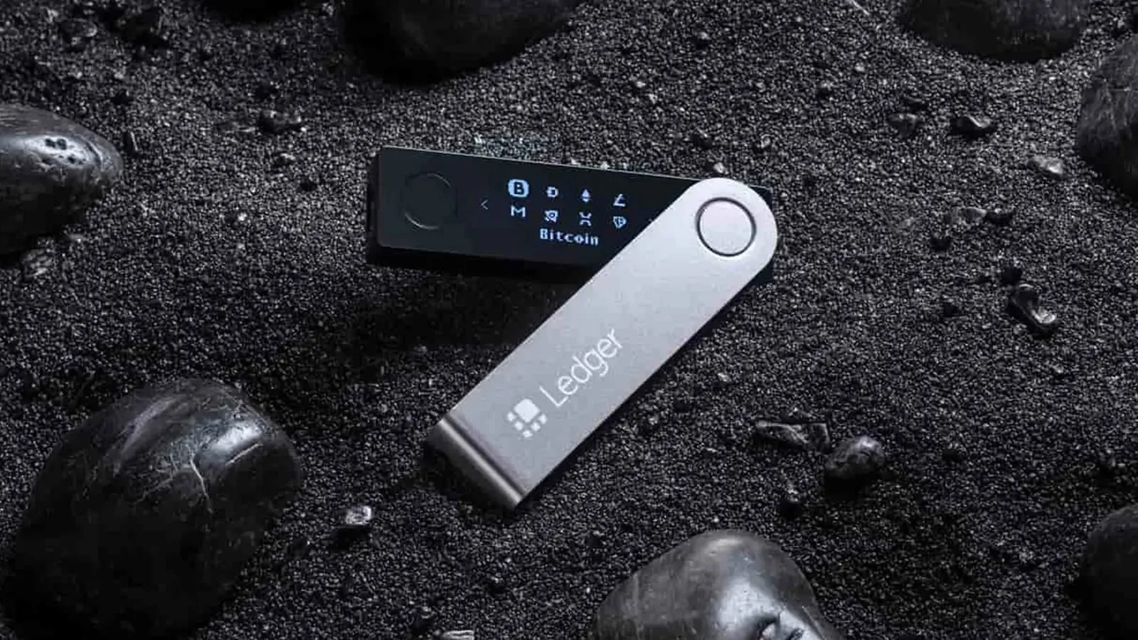 Scammers target Trezor and Ledger cold wallet owners with phishing attacks