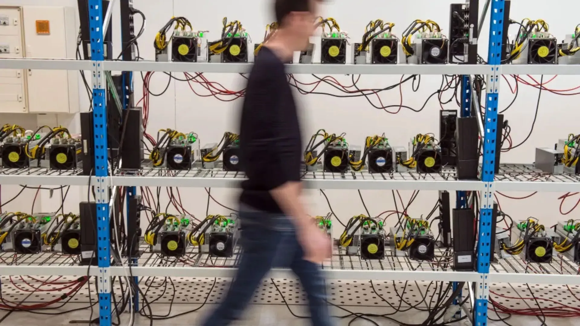 Illegal Bitcoin mining costs Malaysia over $1.1 billion