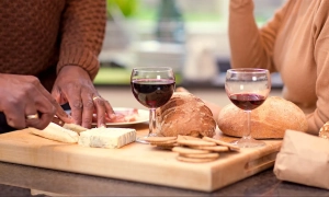 Приймати душ удвох: новий спосіб зняти стрес і зміцнити стосунки