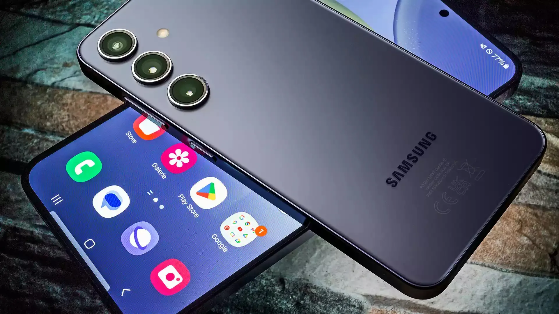 Samsung навмисно сповільнювала смартфони, вирішив суд після чотирьох років розглядів