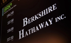 Нацбанк підняв офіційні курси долара та євро 24 лютого