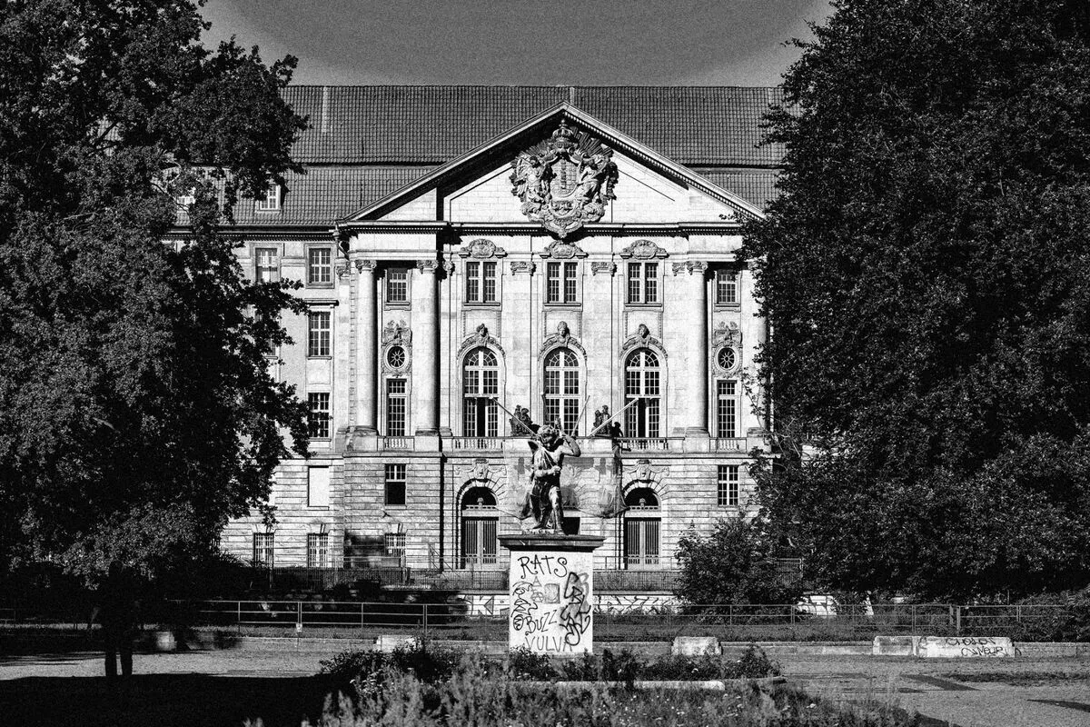 Нестабільність пенсійного фонду у Німеччині ставить під сумнів індустрію на €300 мільярдів