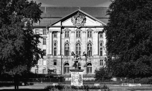 Бутан починає продавати криптовізу для цифрових кочівників