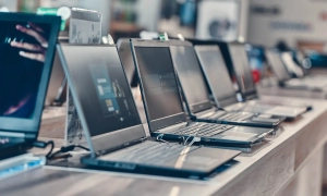 Europeans turn to refurbished laptops amid falling incomes