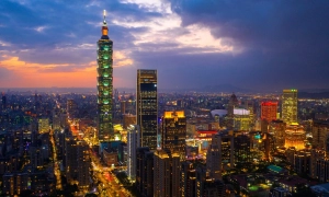 Нашли по дыму. Полиция США накрыла подпольные казино в магазинах для вейперов