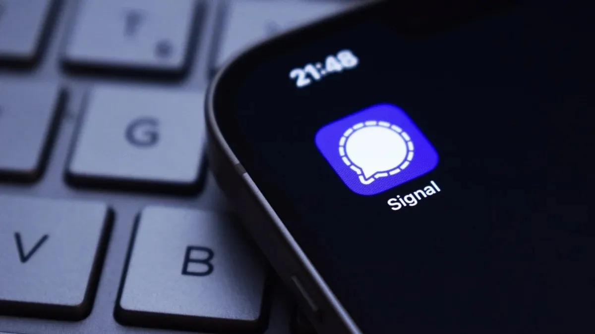 ФБР отримало переписку Signal через push-повідомлення Apple: викриття важливого прецеденту