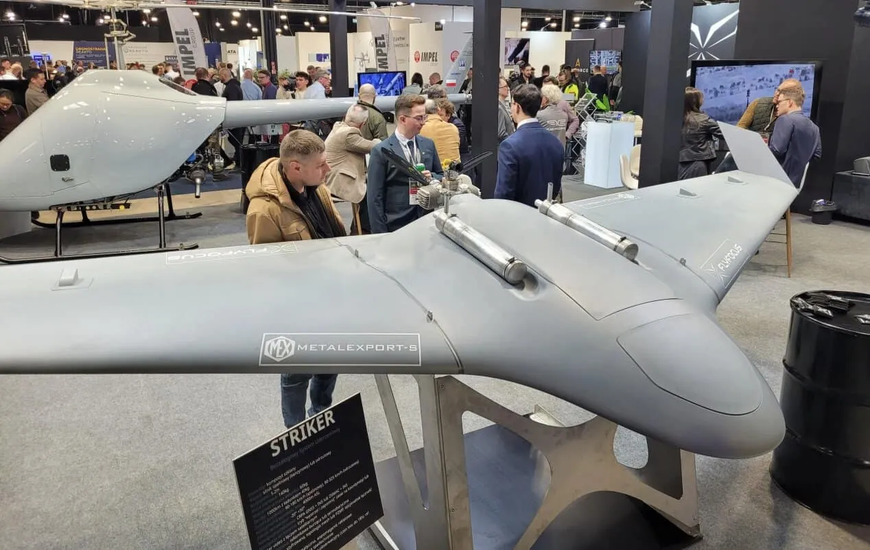 Під Києвом випробували польський дрон Striker із дальністю до 1000 км