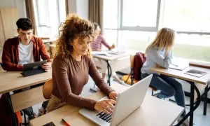 В Україні виявлено понад 3 тисячі випадків COVID-19