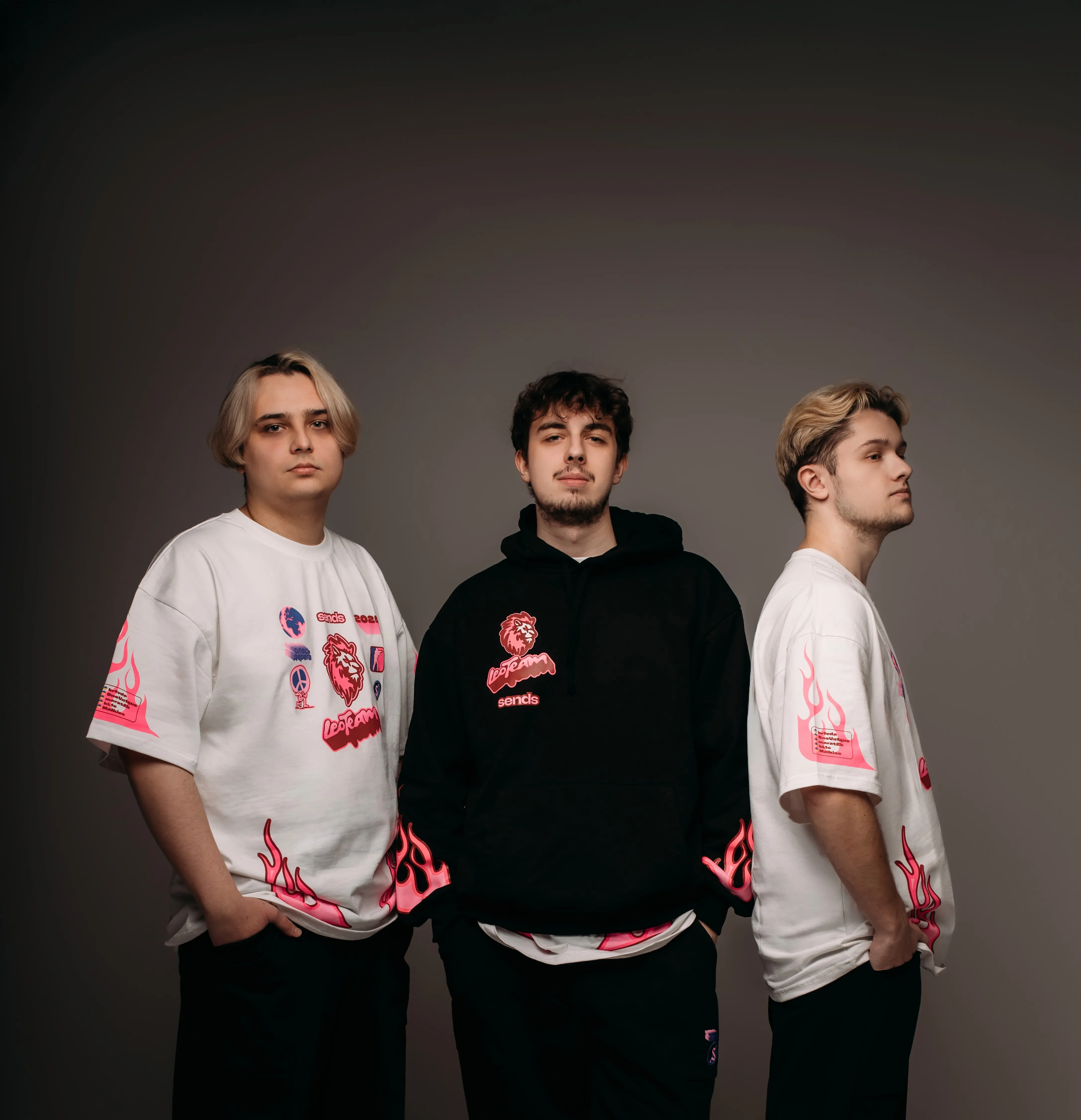 Leo Team x Derega x Syndicate — манифест новой украинской энергии, родившейся на пересечении киберспорта, искусства и моды