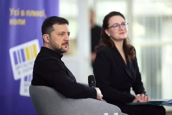 Офіс президента поки що не планує звільняти посадовців, причетних до розкрадань в «Енергоатомі» — нардеп Железняк