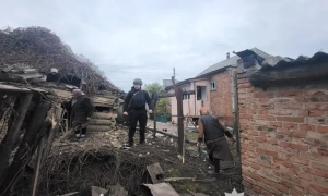 Фото: на Херсонщині підірвався автомобіль із людьми, є загиблі