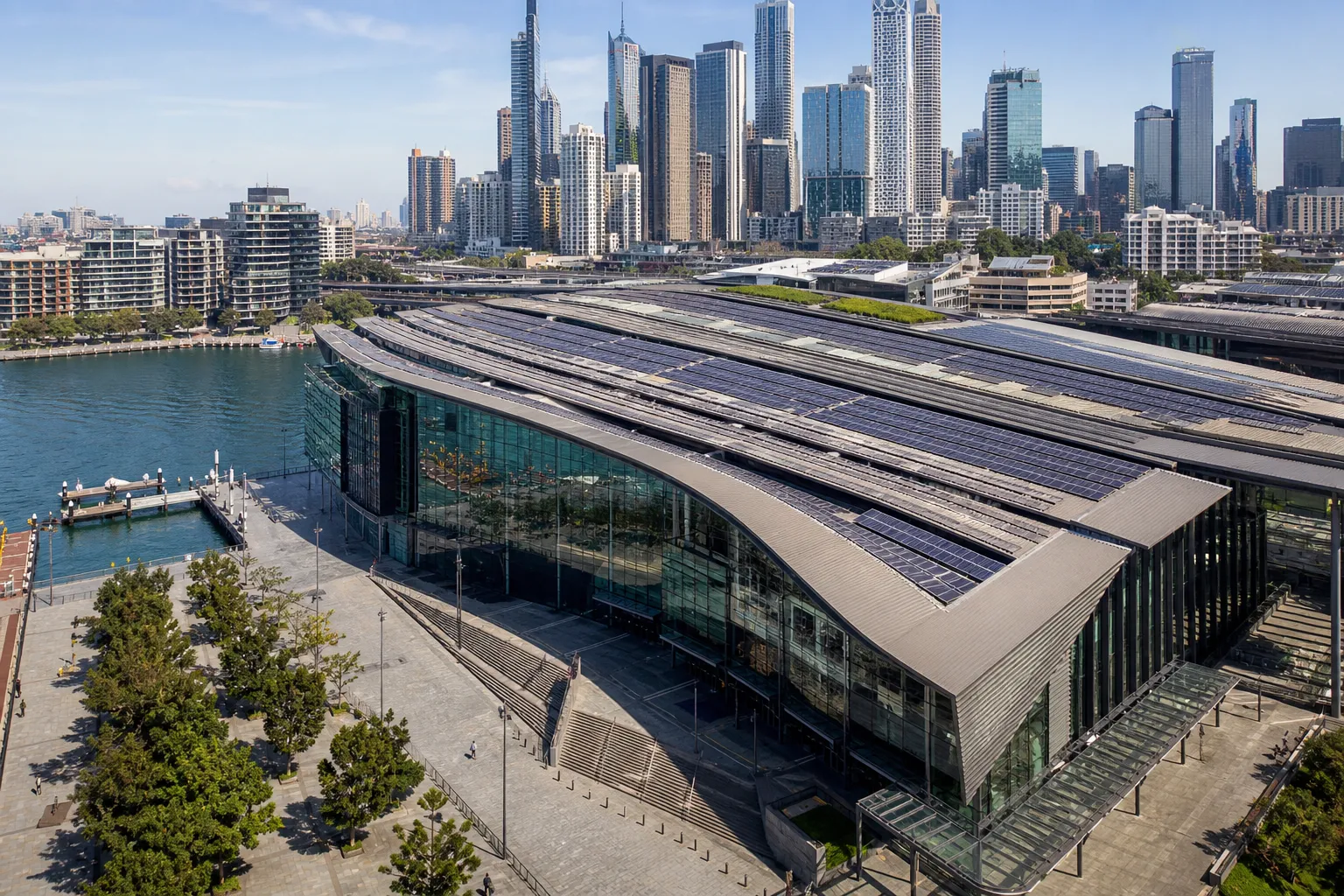Na dachu centrum kongresowego w Sydney zostanie zainstalowanych 4500 paneli słonecznych