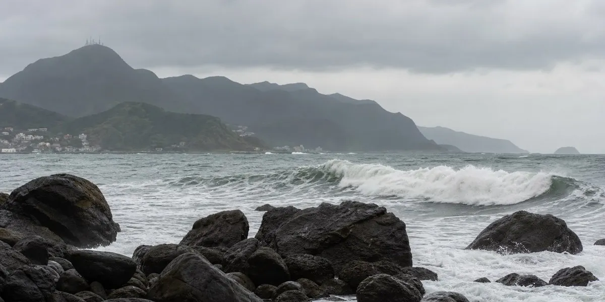 Taiwan issues maritime warning over Typhoon Champi — Taipei Times
