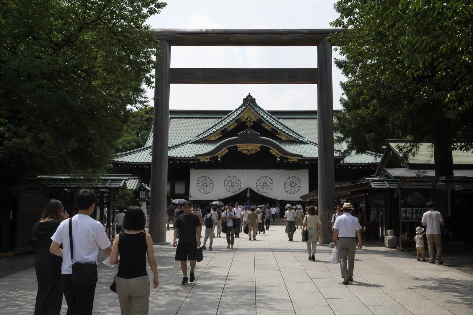 日本首相高市在投降纪念日当天未参拜靖国神社