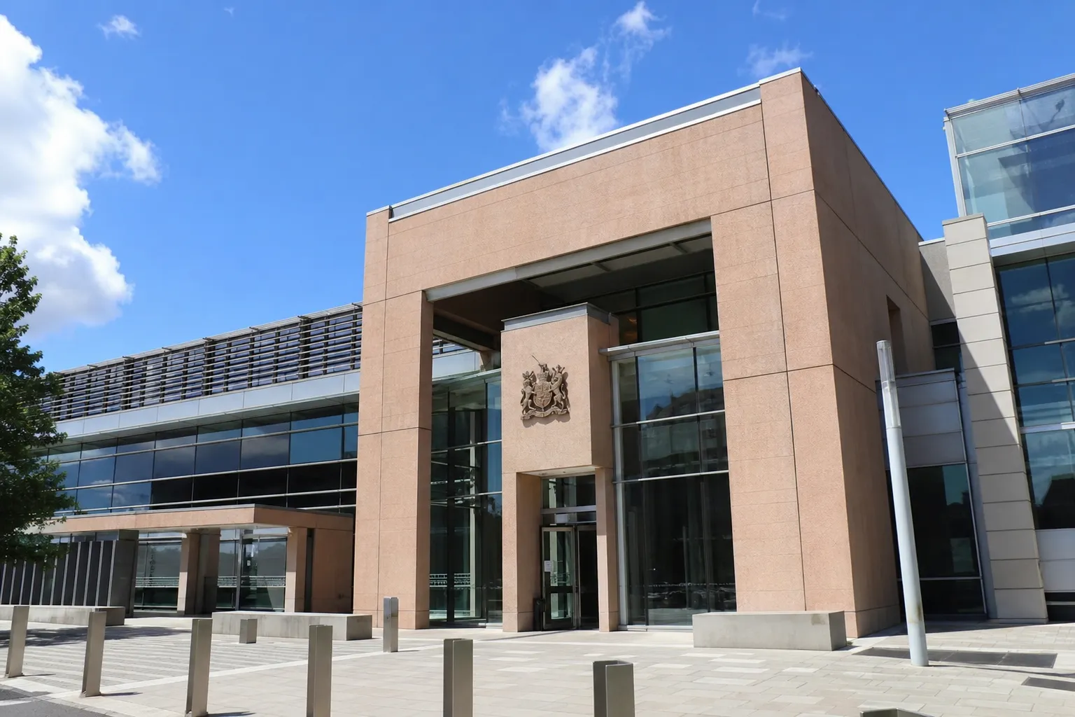 Tasmanian authorities have backed court reforms due to prolonged delays in cases