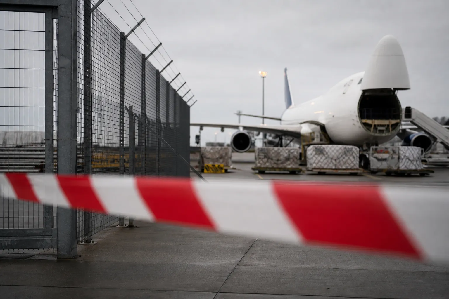 Third drone and suspected explosive substance found near Leipzig/Halle Airport