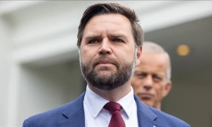 Іран пропонує пропускати нафтові танкери через Ормузьку протоку за оплату в юанях